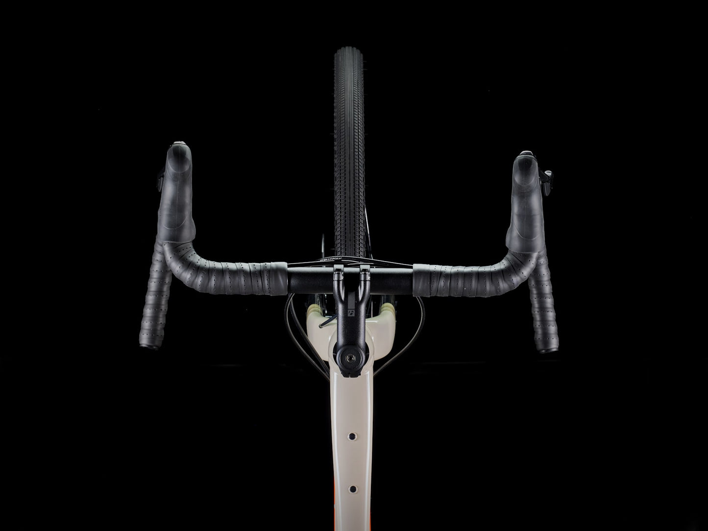 Vélo gravel Trek Checkpoint ALR 3 en aluminium