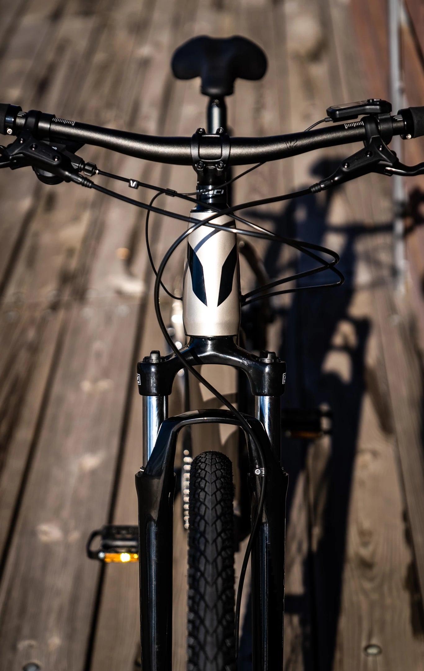 Vélo hybride électrique Devinci E-Milano E5000 8S