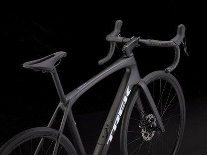 Vélo de route Trek Domane SL 5 Gen 4 en carbone