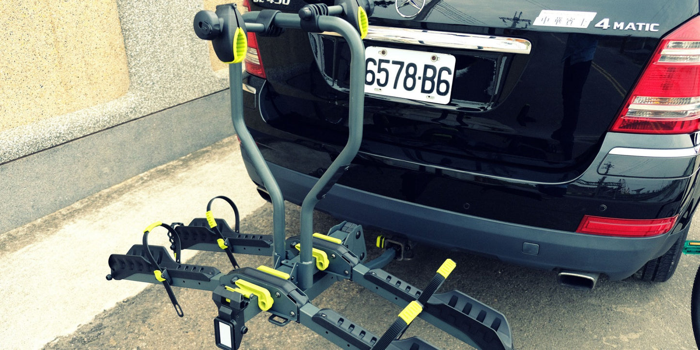 Porte-vélos Buzzrack Scorpion H monté sur attelage