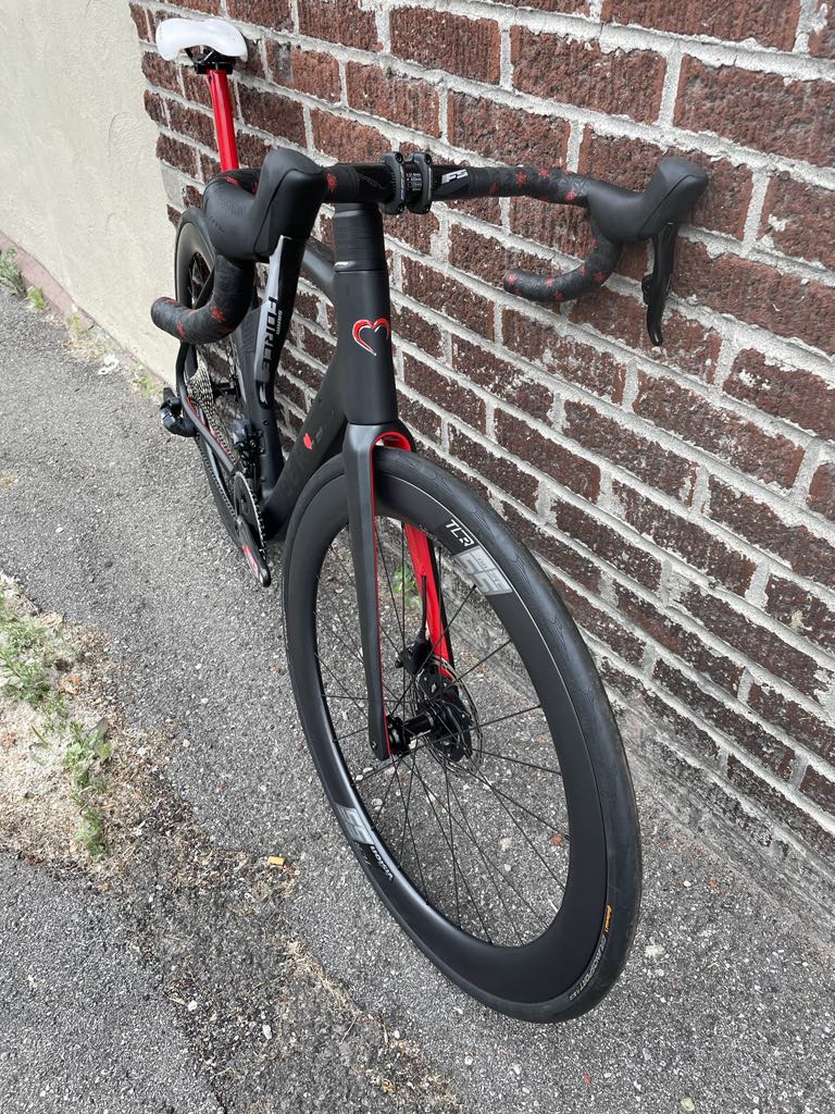 Vélo de route en carbone DeRosa Idol - Roues en carbone SRAM Force AXS/Vision SC55 TLR